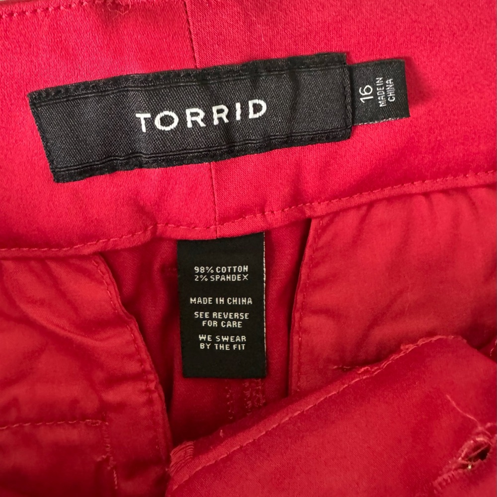 Torrid Vibrant Red shorts with Black and Gold Belt